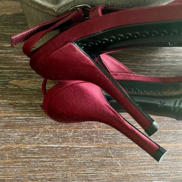 Sergio Rossi Burgundy Wine Sparkly Heels Women’s 39 - Picture 11 of 13